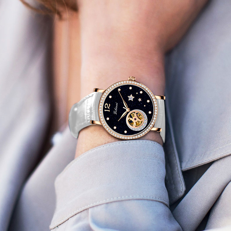ساعات LOBINNI الفاخرة للنساء،  - مراجعة Skeleton Mechanical Watch وسعره
