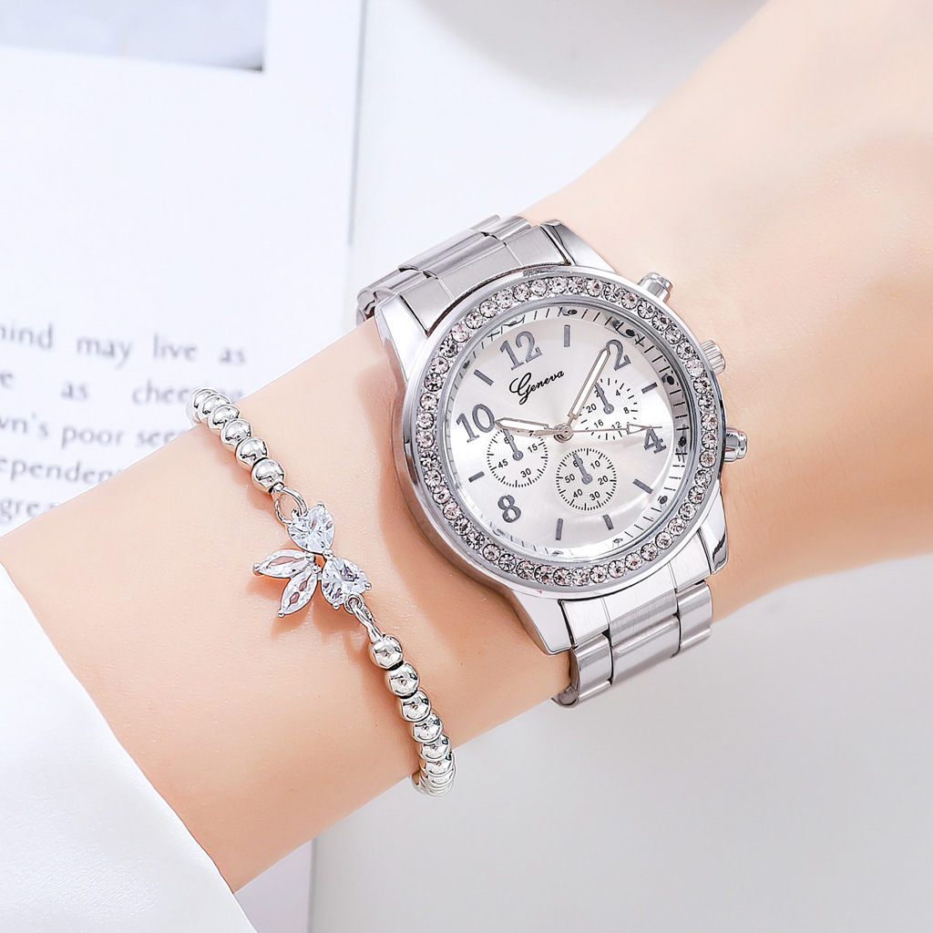 ساعة جينيفا كلاسيكية من الستان - مراجعة Minimalist Thin Watch وسعره