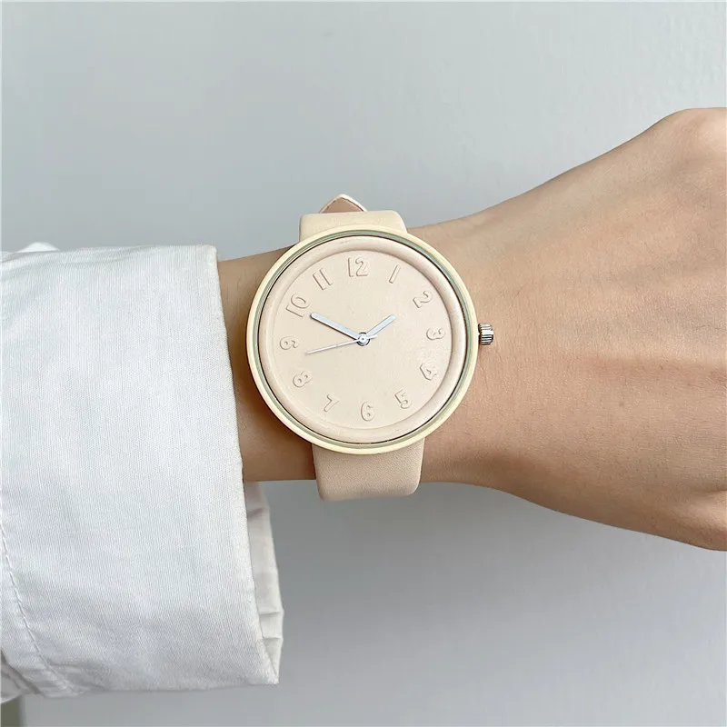 ساعة ماكارون كولور سيريز النسا - مراجعة Minimalist Thin Watch وسعره